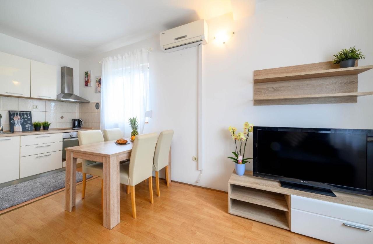 Apartment Malibu Zaboric Ngoại thất bức ảnh